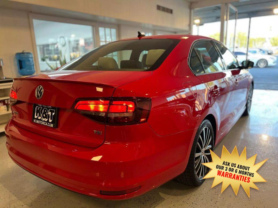 2016 Volkswagen Jetta 1.8T Sport Sedan 4D photo