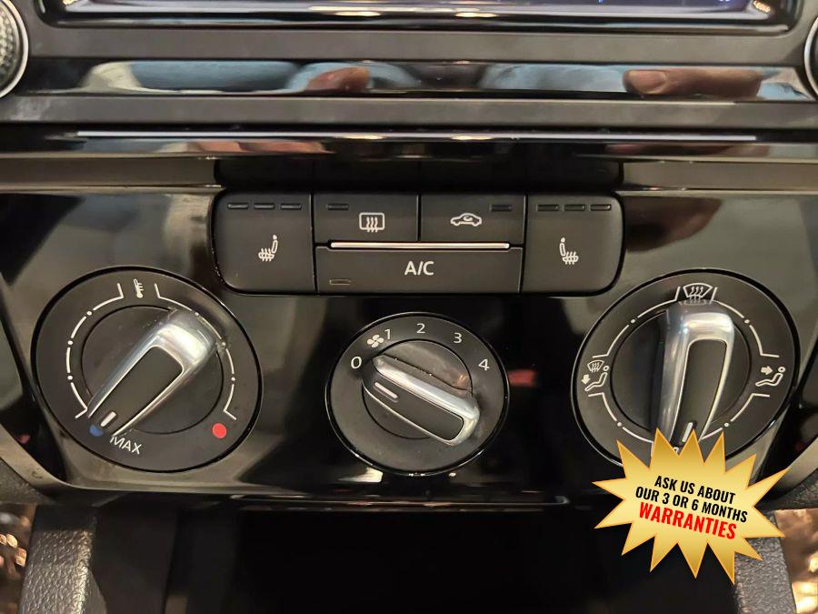 2016 Volkswagen Jetta 1.8T Sport Sedan 4D photo