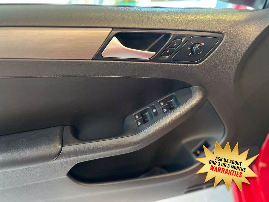 2016 Volkswagen Jetta 1.8T Sport Sedan 4D photo