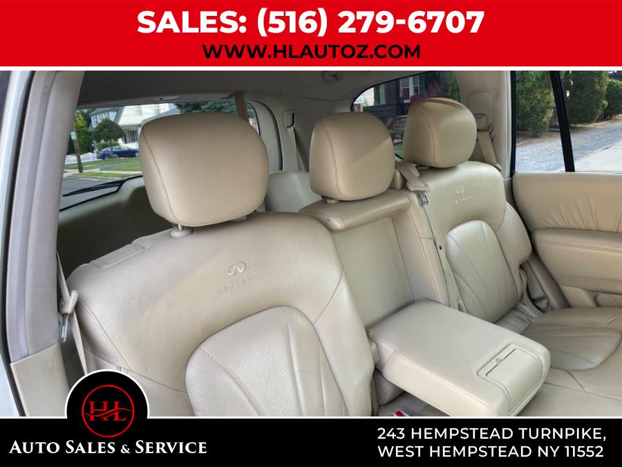 2011 Infiniti QX56 photo