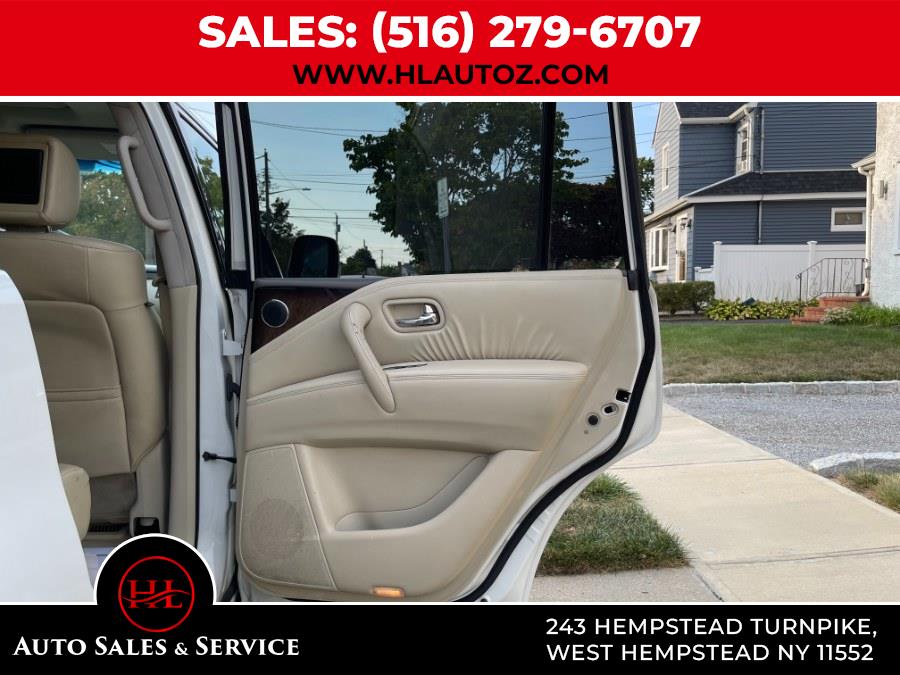 2011 Infiniti QX56 photo