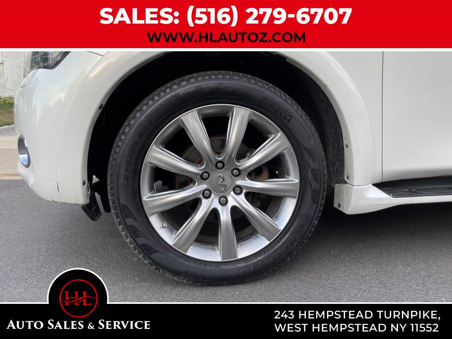 2011 Infiniti QX56 photo