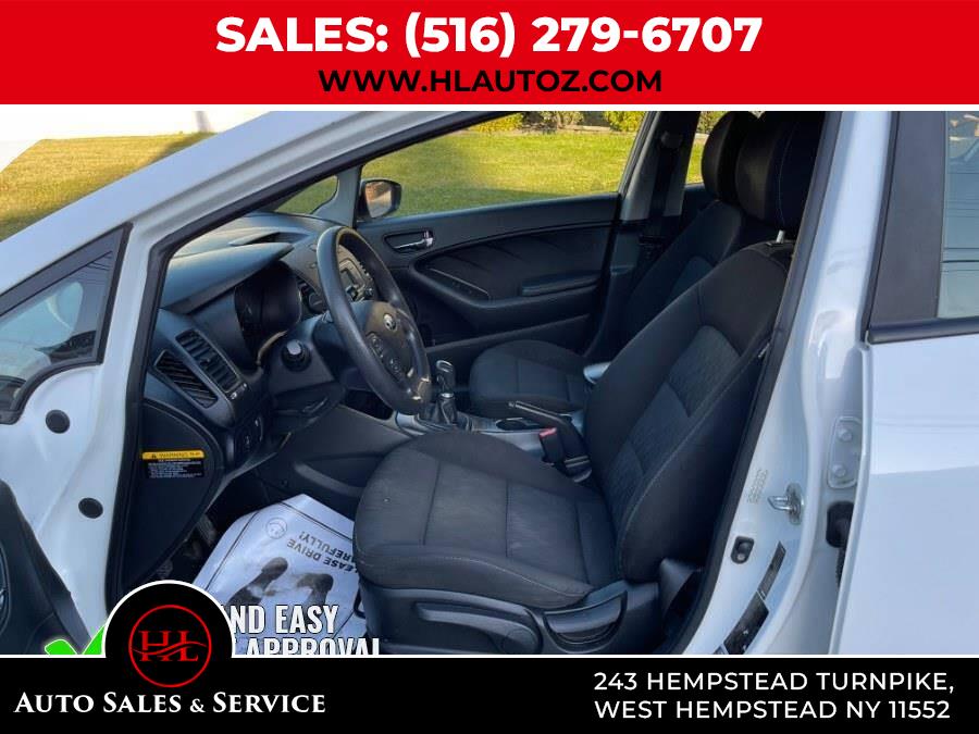 2016 Kia Forte 4dr Sdn Man LX photo