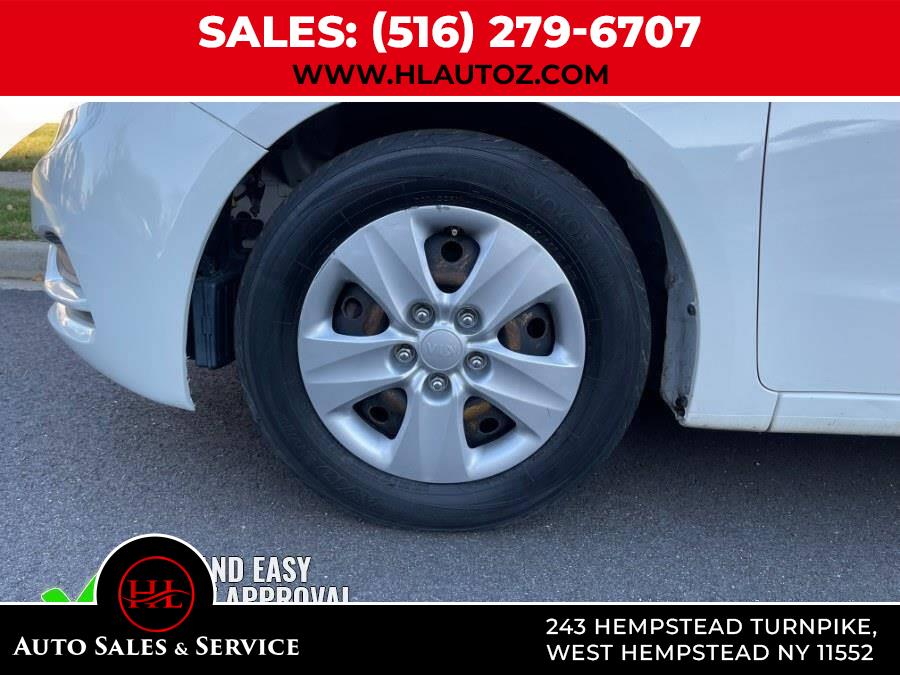 2016 Kia Forte 4dr Sdn Man LX photo