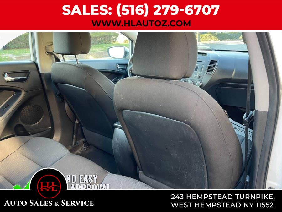 2016 Kia Forte 4dr Sdn Man LX photo