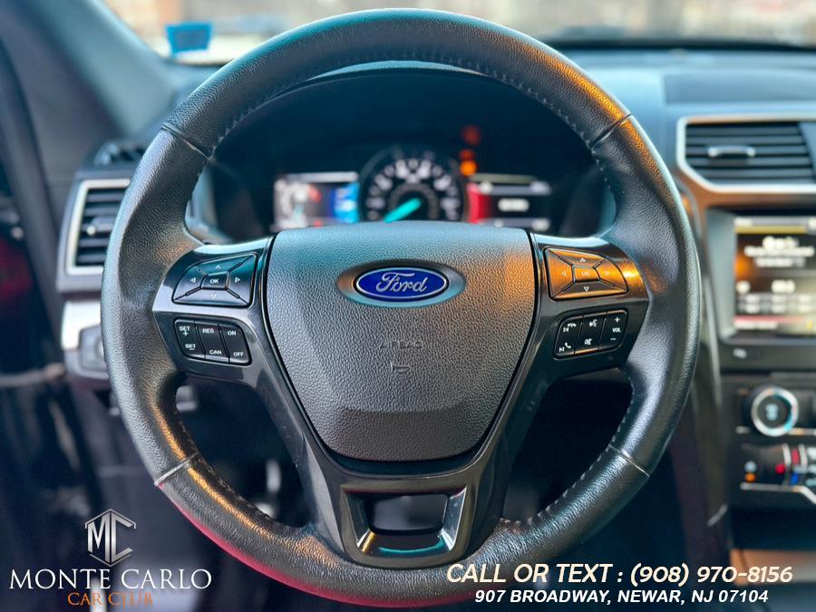 2016 Ford Explorer 4WD 4dr XLT photo