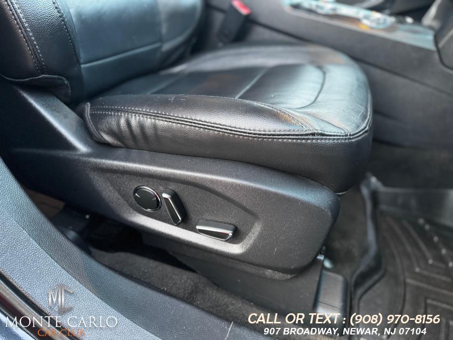 2016 Ford Explorer 4WD 4dr XLT photo