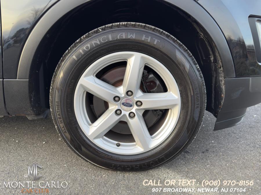 2016 Ford Explorer 4WD 4dr XLT photo
