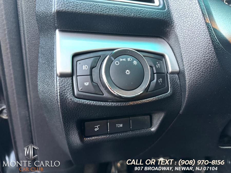 2016 Ford Explorer 4WD 4dr XLT photo