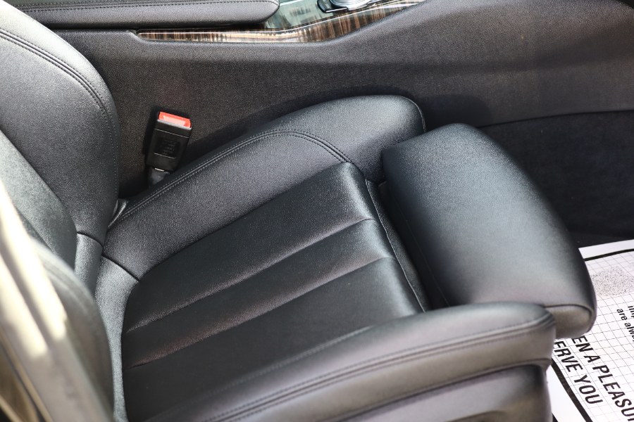2019 BMW 5-Series 530i xDrive Sedan photo