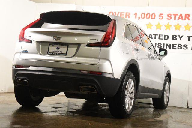 2022 Cadillac XT4 Luxury photo