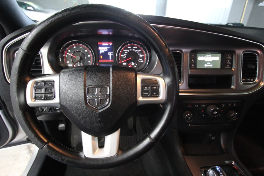2012 Dodge Charger SE photo