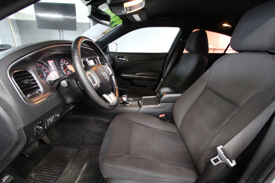 2012 Dodge Charger SE photo