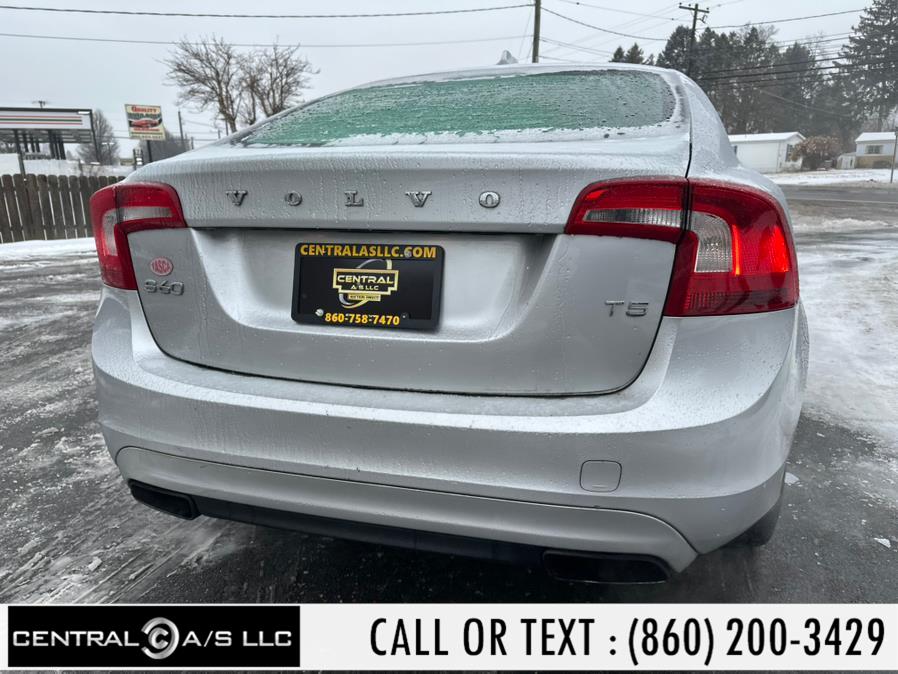 2014 Volvo S60 T5 photo