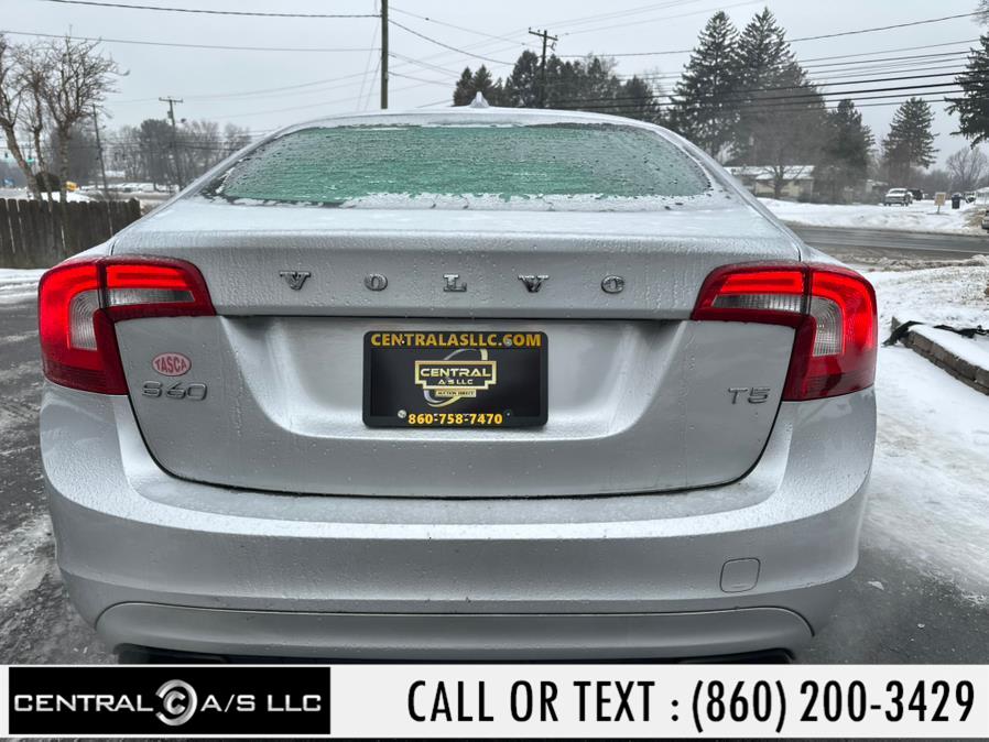 2014 Volvo S60 T5 photo