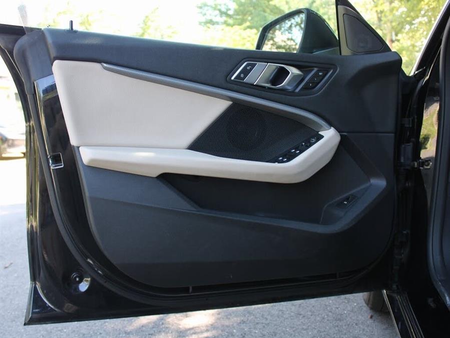2022 BMW 2 Series 228i xDrive photo