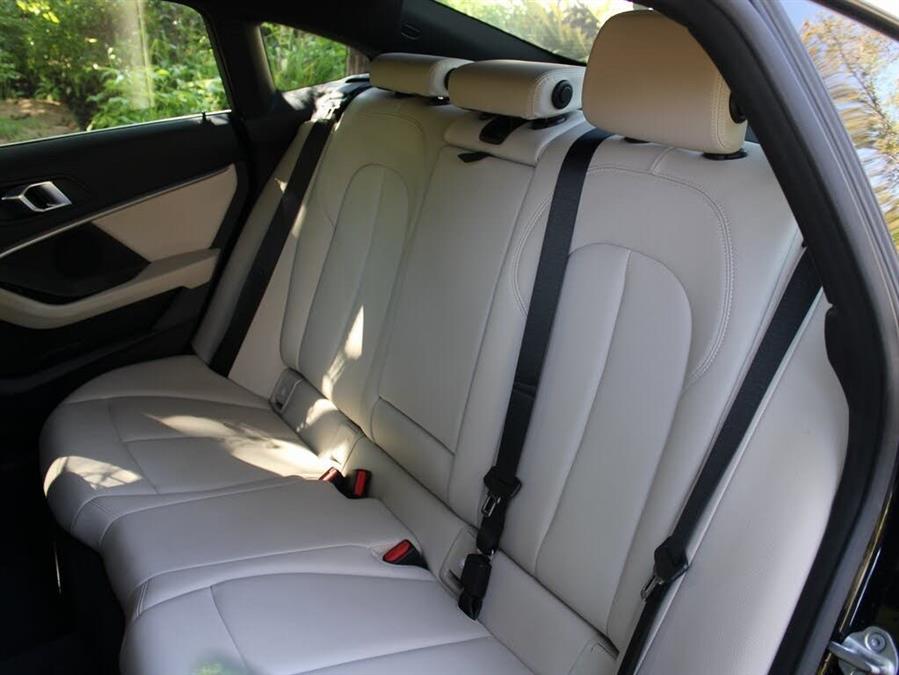 2022 BMW 2 Series 228i xDrive photo
