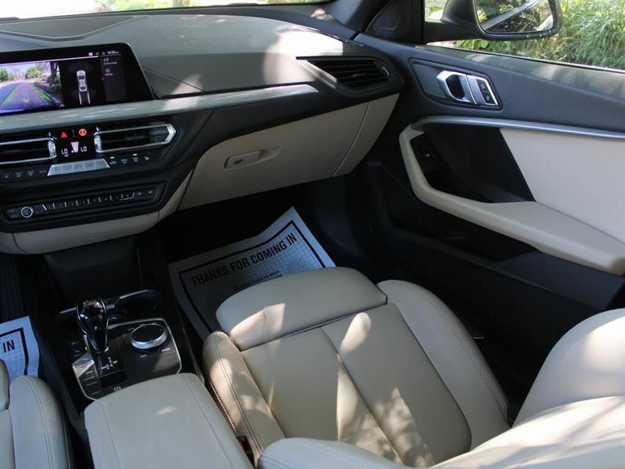 2022 BMW 2 Series 228i xDrive photo