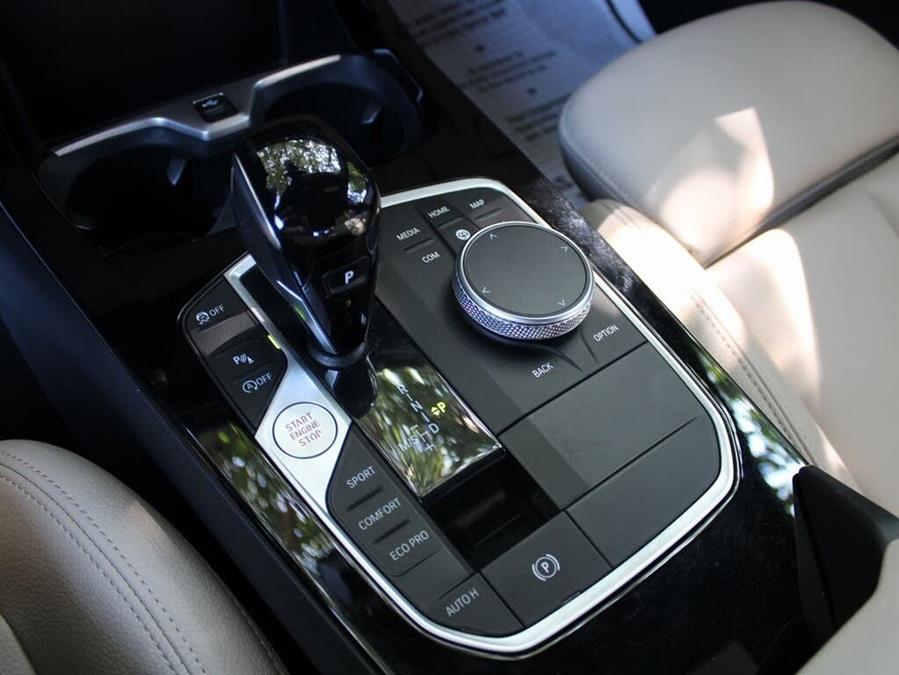 2022 BMW 2 Series 228i xDrive photo