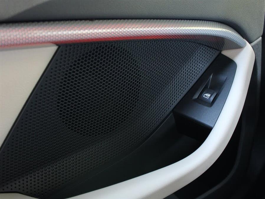 2022 BMW 2 Series 228i xDrive photo