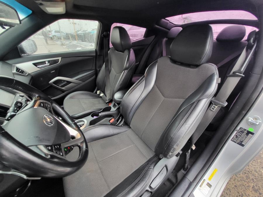 2016 Hyundai Veloster 3dr Cpe Auto photo
