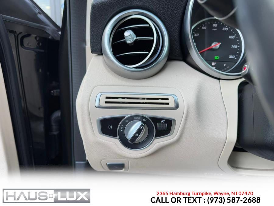 2020 Mercedes-Benz C-Class C 300 4MATIC Sedan photo