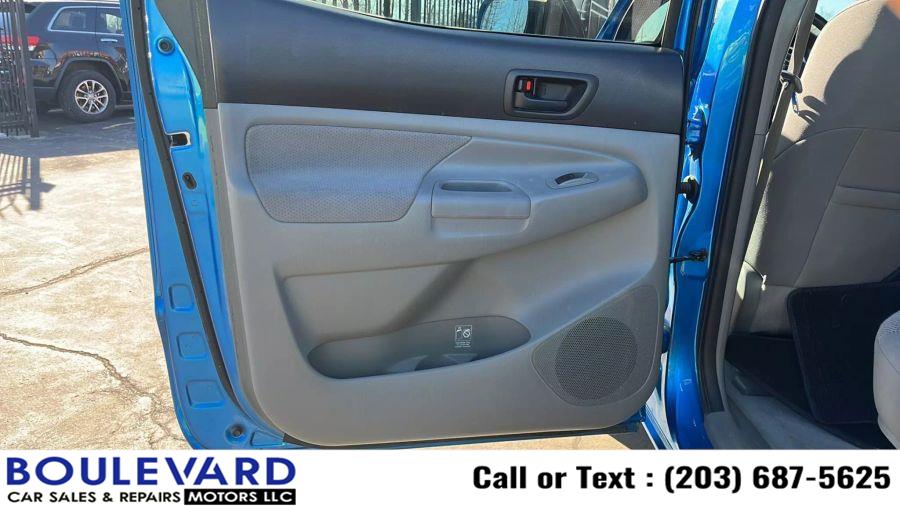 2009 Toyota Tacoma PreRunner V6 photo