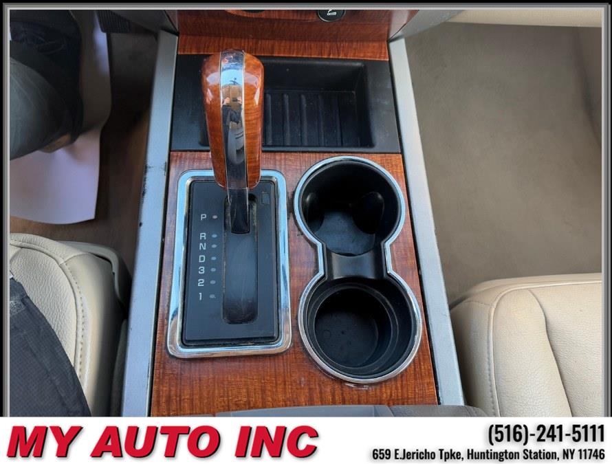 2008 Ford Expedition EL Eddie Bauer photo