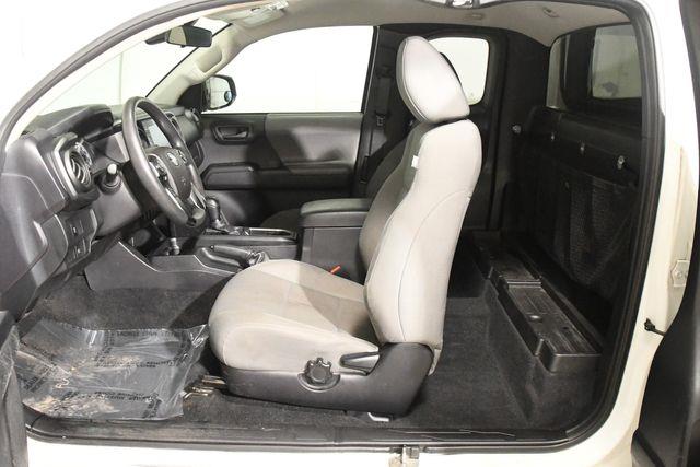 2020 Toyota Tacoma SR photo