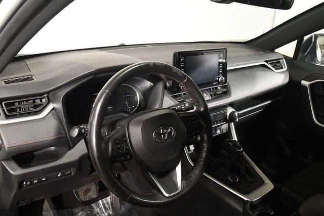 2021 Toyota RAV4 Prime SE photo