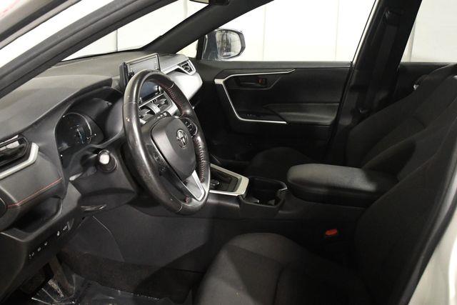 2021 Toyota RAV4 Prime SE photo