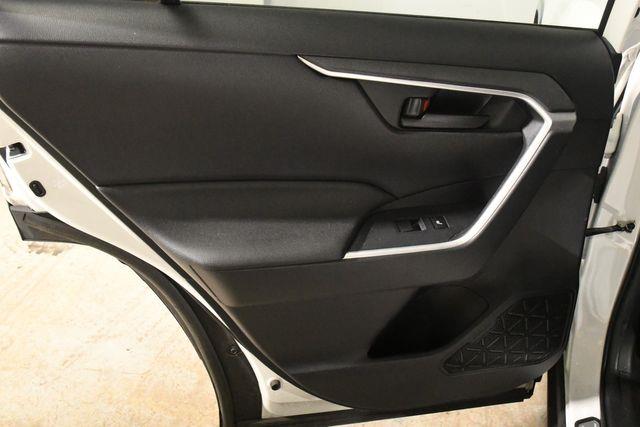 2021 Toyota RAV4 Prime SE photo
