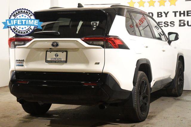 2021 Toyota RAV4 Prime SE photo