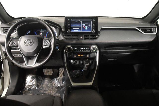 2021 Toyota RAV4 Prime SE photo
