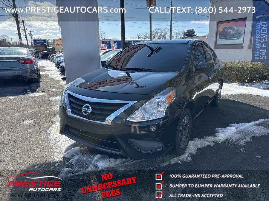 2017 Nissan Versa SV photo