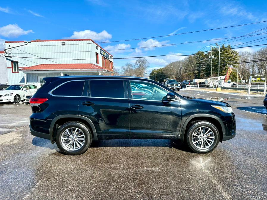 2017 Toyota Highlander XLE V6 AWD (Natl) photo