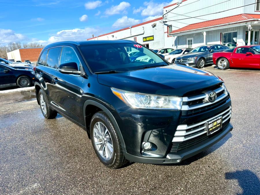 2017 Toyota Highlander XLE V6 AWD (Natl) photo