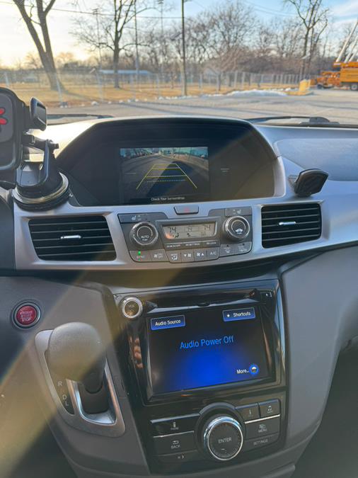 2015 Honda Odyssey 5dr EX-L photo