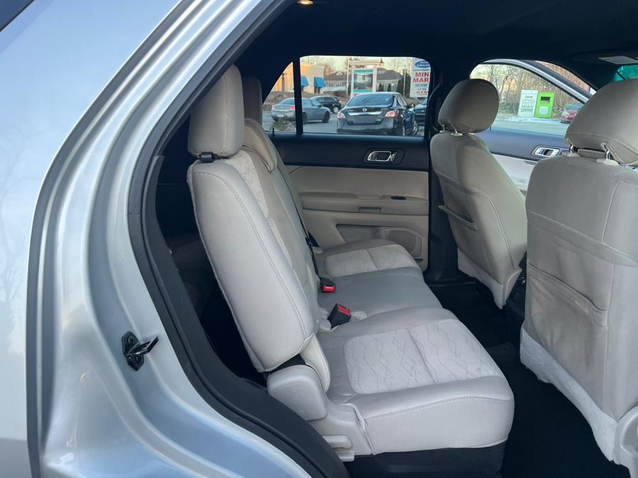 2013 Ford Explorer photo