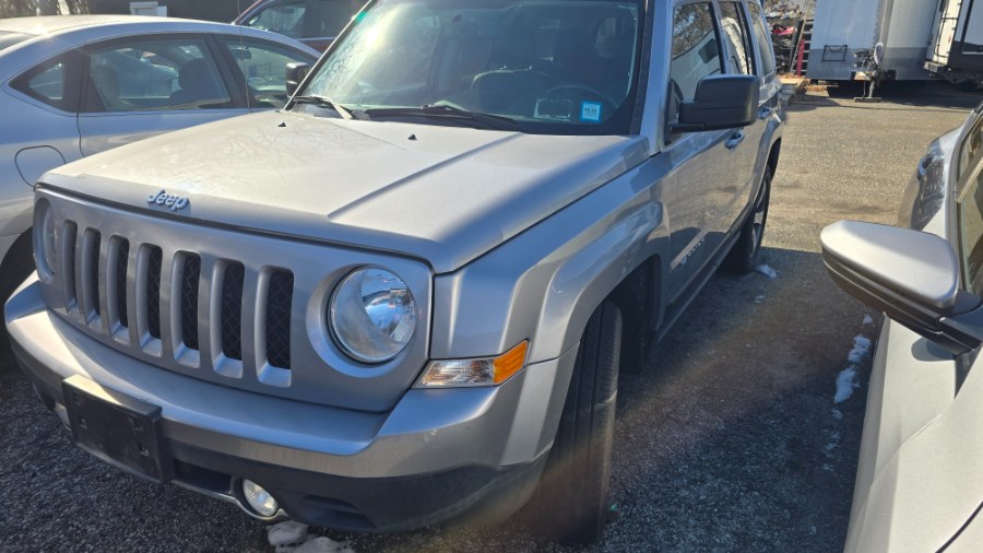 2016 Jeep Patriot 4WD 4dr Latitude photo