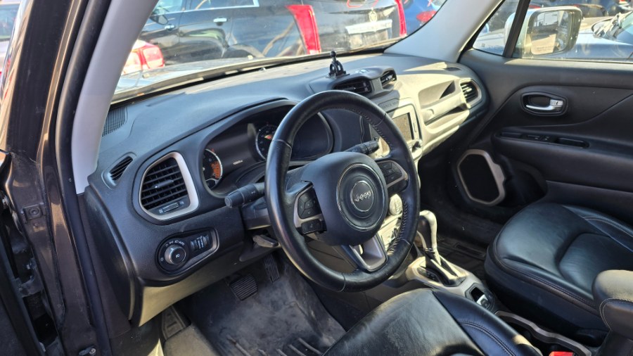 2016 Jeep Renegade 4WD 4dr Limited photo
