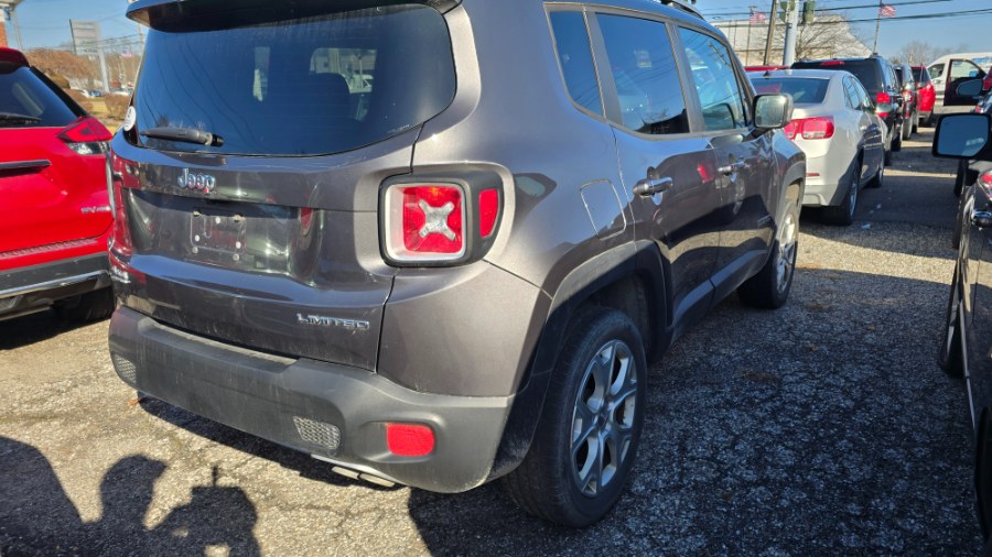 2016 Jeep Renegade 4WD 4dr Limited photo