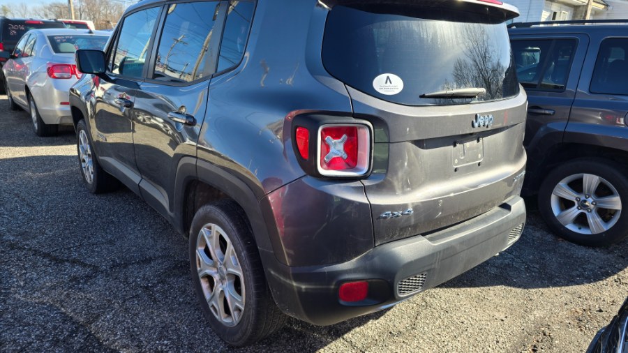 2016 Jeep Renegade 4WD 4dr Limited photo
