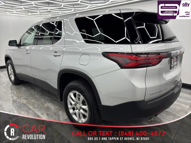 2022 Chevrolet Traverse LS AWD photo