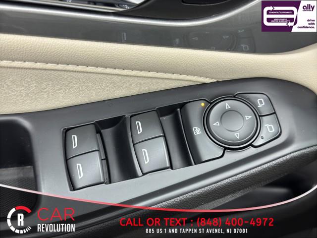 2022 Chevrolet Traverse LS AWD photo