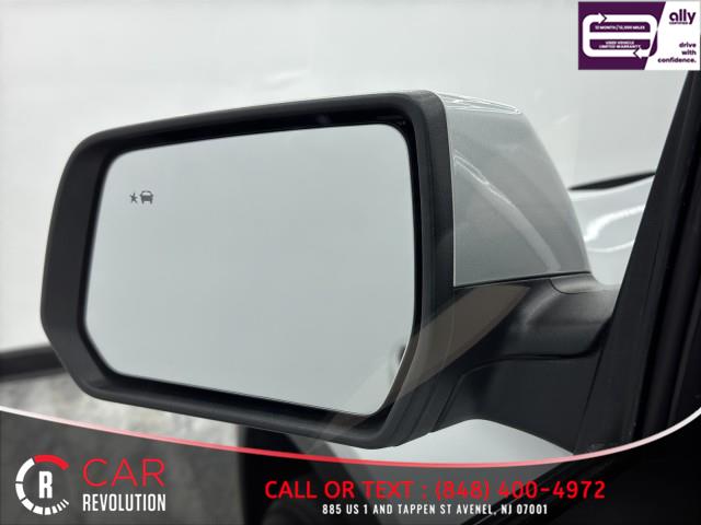 2022 Chevrolet Traverse LS AWD photo