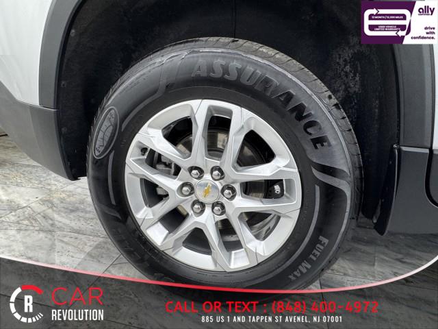 2022 Chevrolet Traverse LS AWD photo
