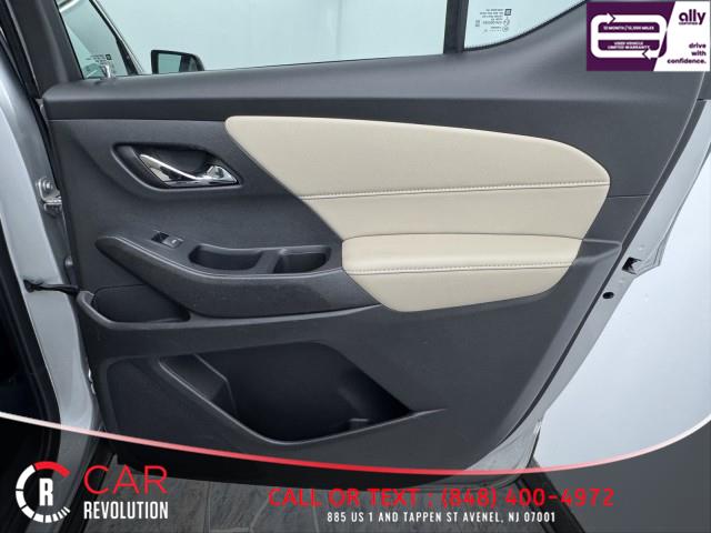 2022 Chevrolet Traverse LS AWD photo