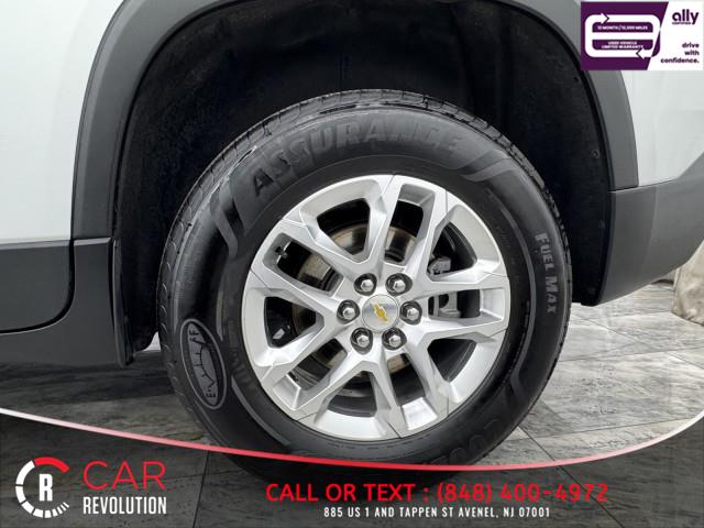 2022 Chevrolet Traverse LS AWD photo