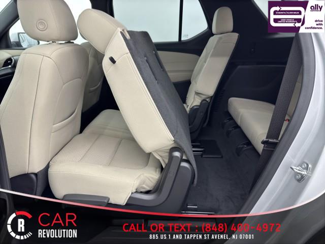 2022 Chevrolet Traverse LS AWD photo